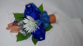 wedding flowers corsage
